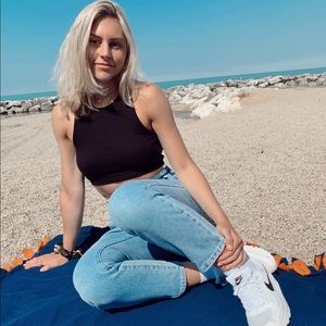 Meet your Posher, Haleigh